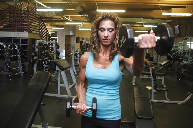 25P Sexxy sport women