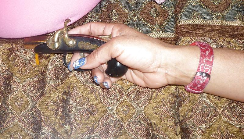 25P Blue Panties, Big Sagging Tits & Gun