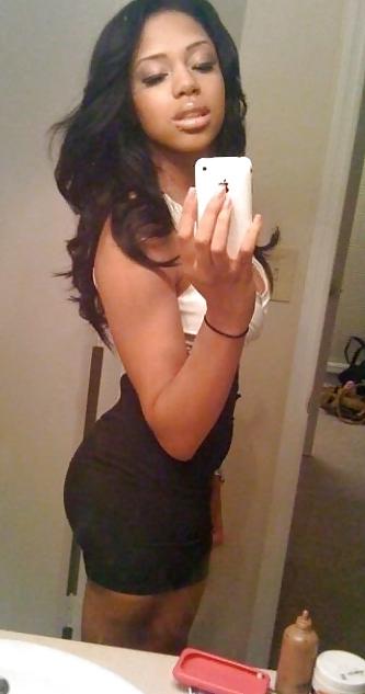 25P Sexy ebony friends