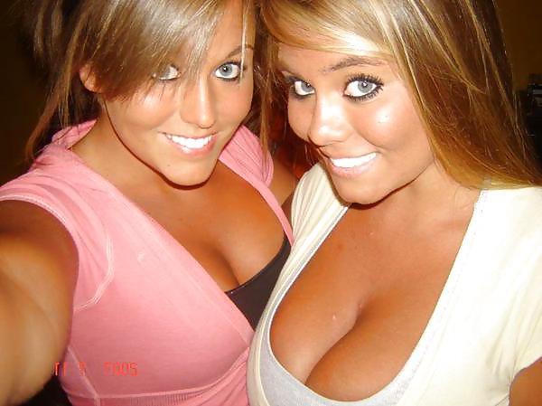 25P Some Nice Boobs an Dee