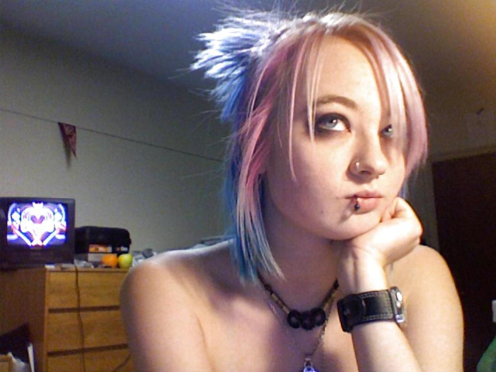 25P Stolen Pics - Busted Emo Slut Part 1