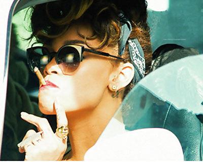 11P Rhianna-smoking