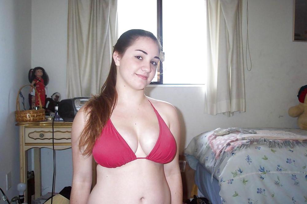 17P Young student loves her natural boobs - N. C. 