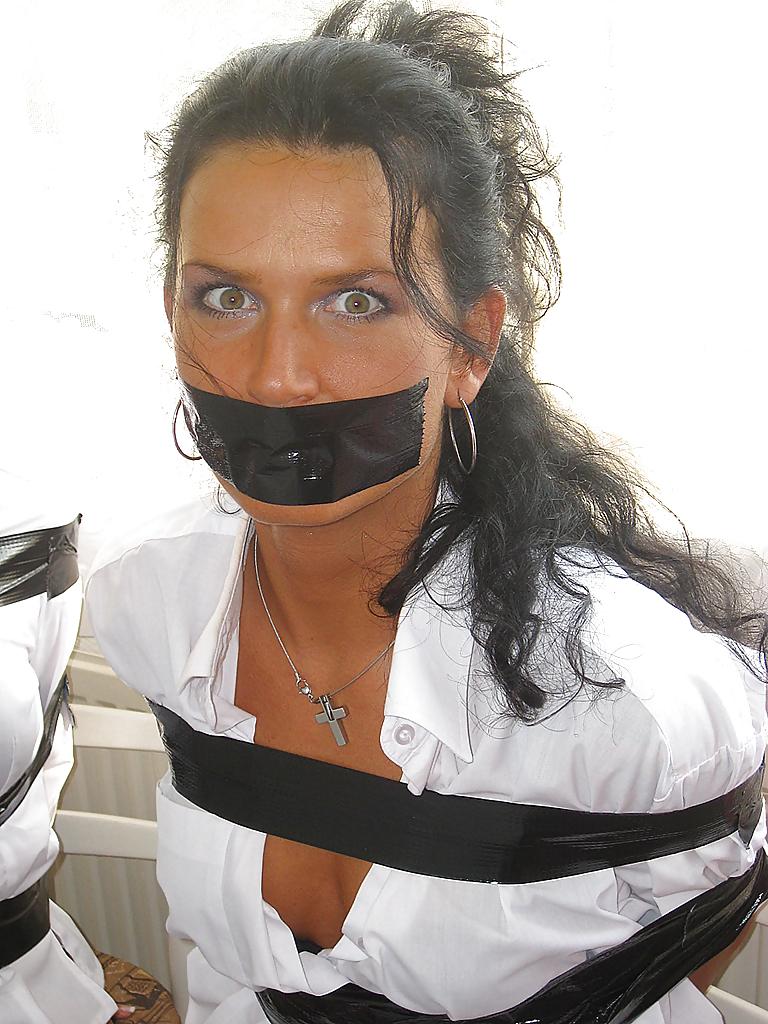 25P Submissive Babes