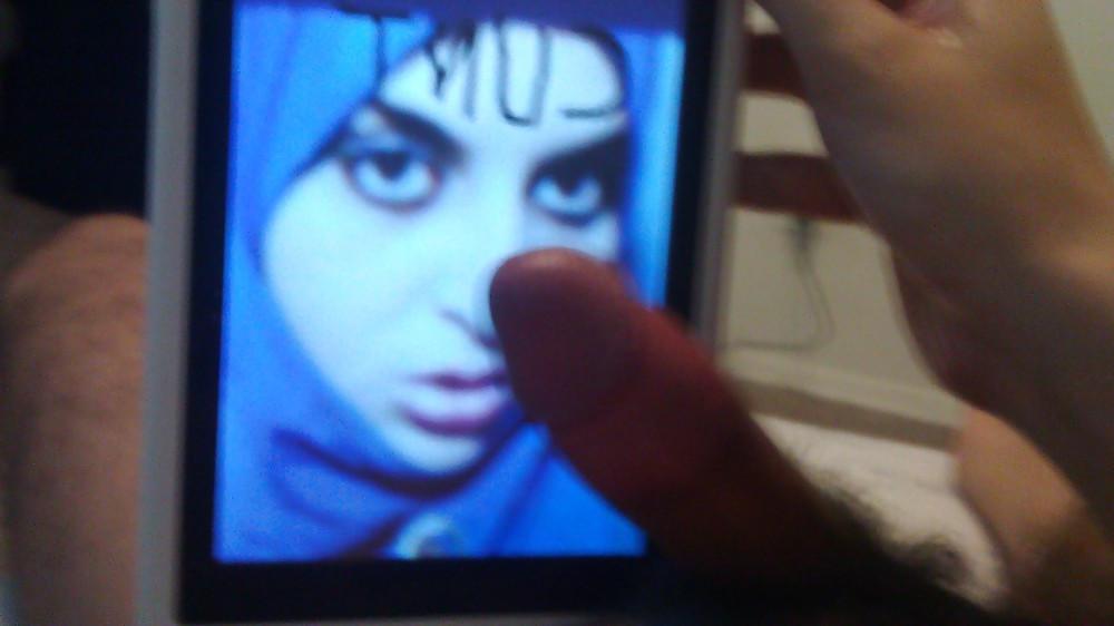9P Muslimah hoes humiliated