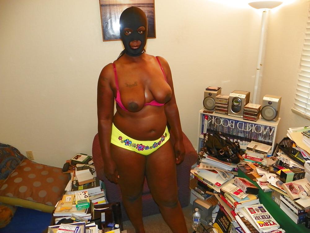 21P The Hood Mask
