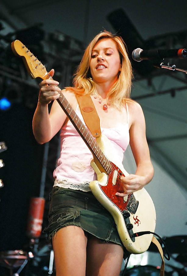 18P Guitar and Rock Babes
