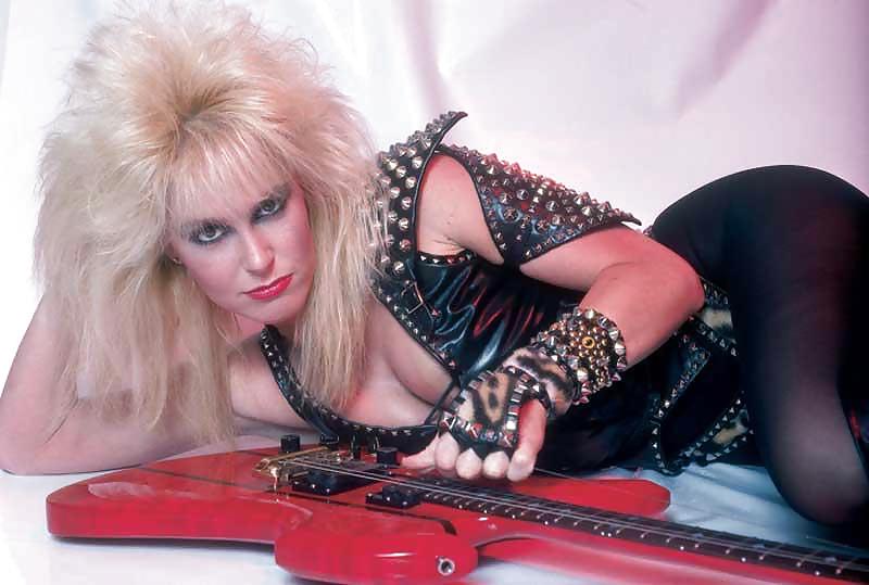 18P Guitar and Rock Babes