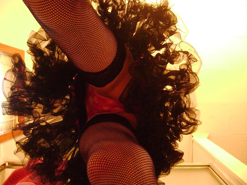 25P Sexy Emo-rothaariges Teenchick