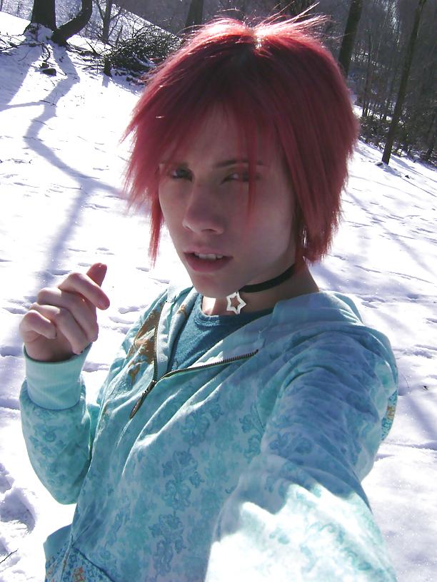 25P Sexy Emo-rothaariges Teenchick