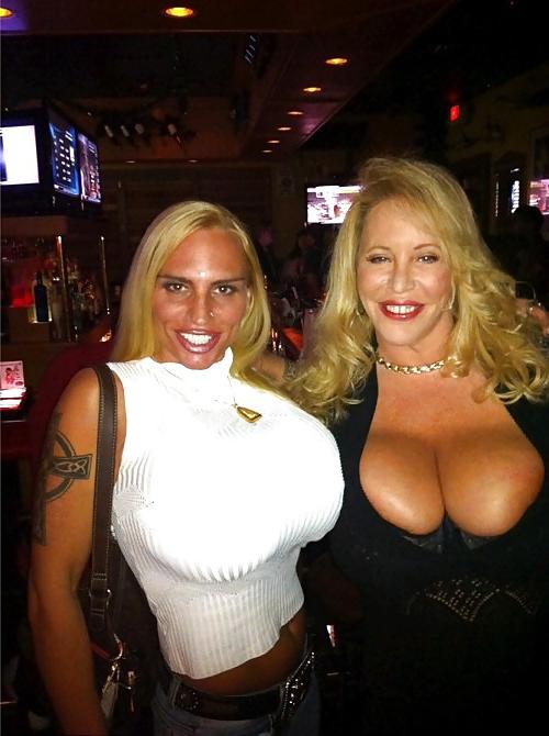 19P I luv mega white tits!!!!!!!!