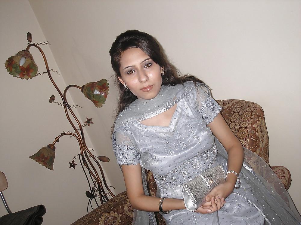 25P Most beautiful Indian Girl 7