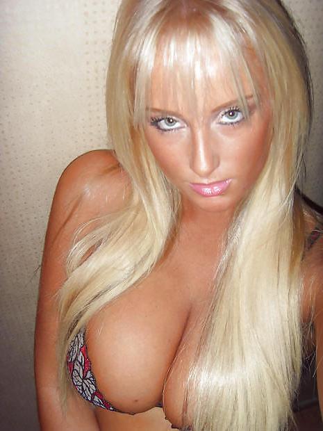 12P One Amateur Babes by Darkko