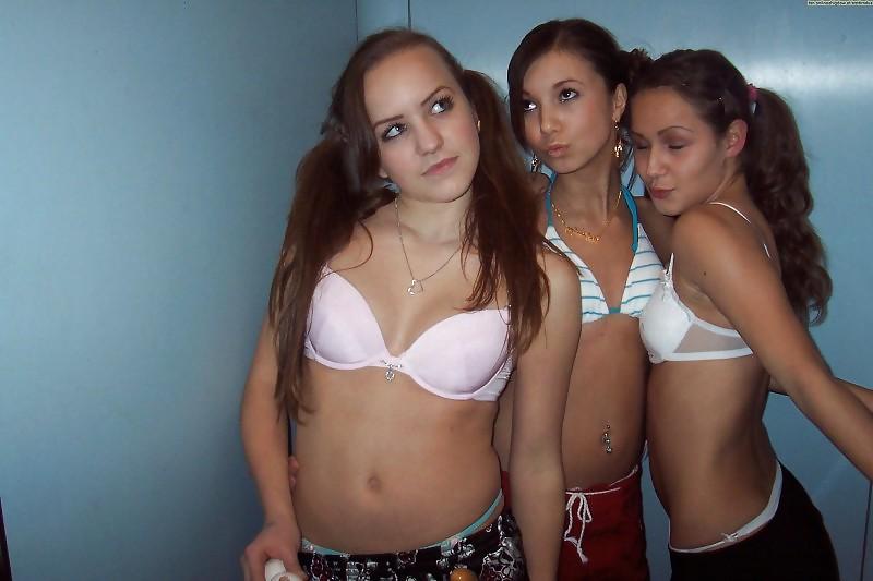 23P Babes in Bras