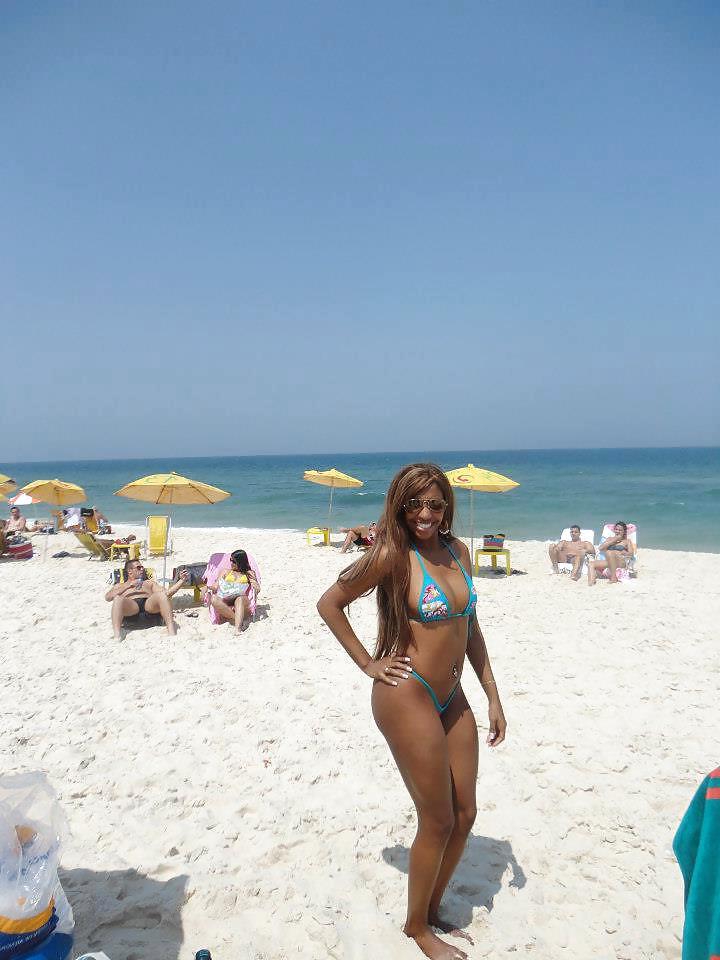 12P Ebony Friends on Beach