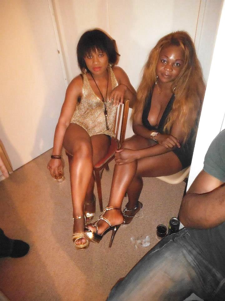 11P Love ebony