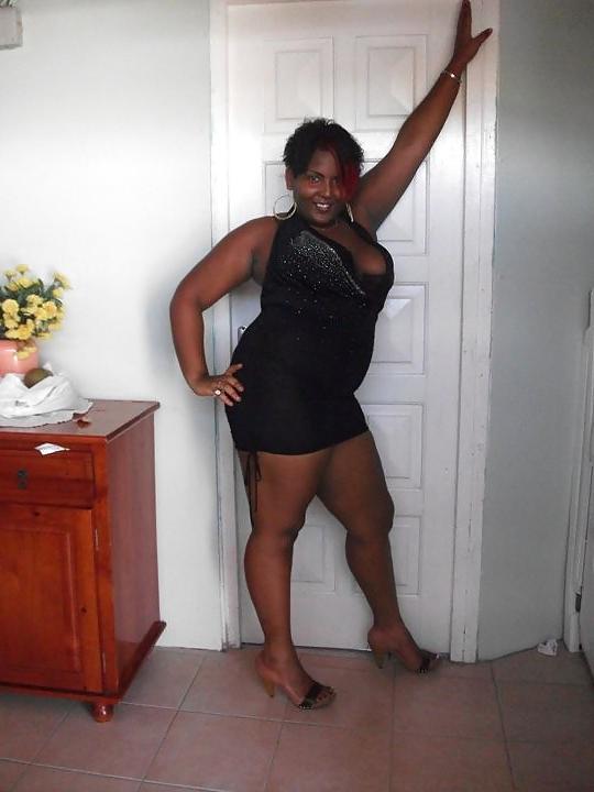 11P Love ebony