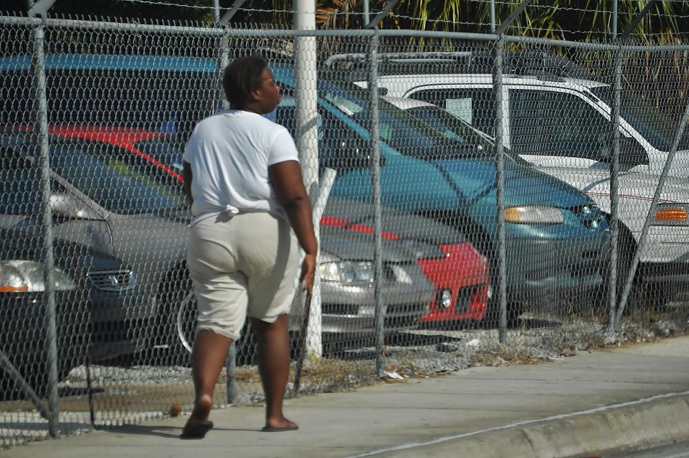 4P YNG Black BBW Hooker