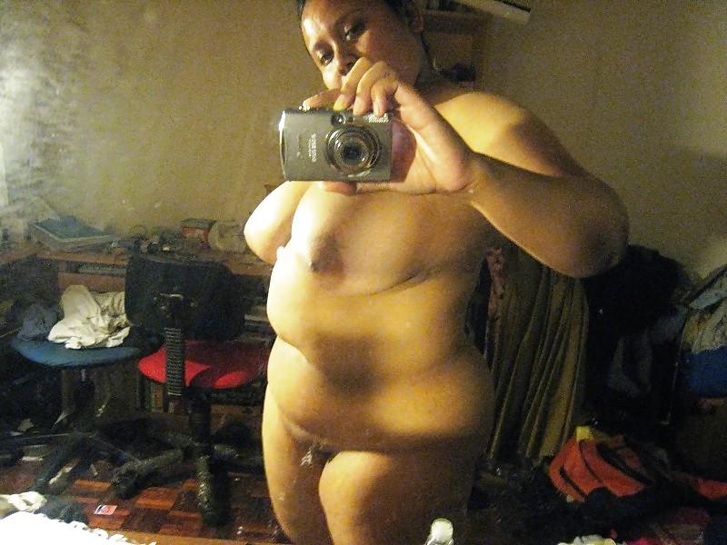 25P Malay big tits!