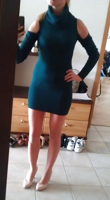 22P Real amateur sexy mom girl boobs tits very hot leggings