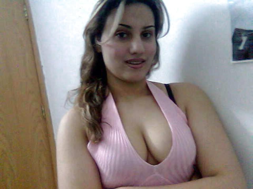21P Arab.Hijab.Beurette 0