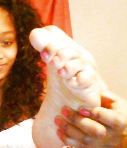 25P Ebony Soles