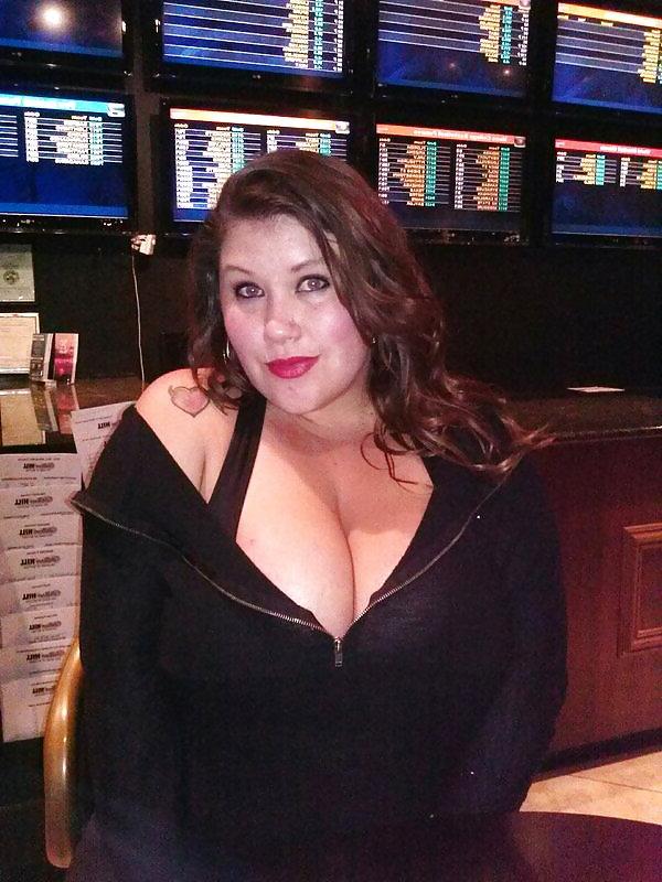 25P Huge Tits, Tight Tops 52