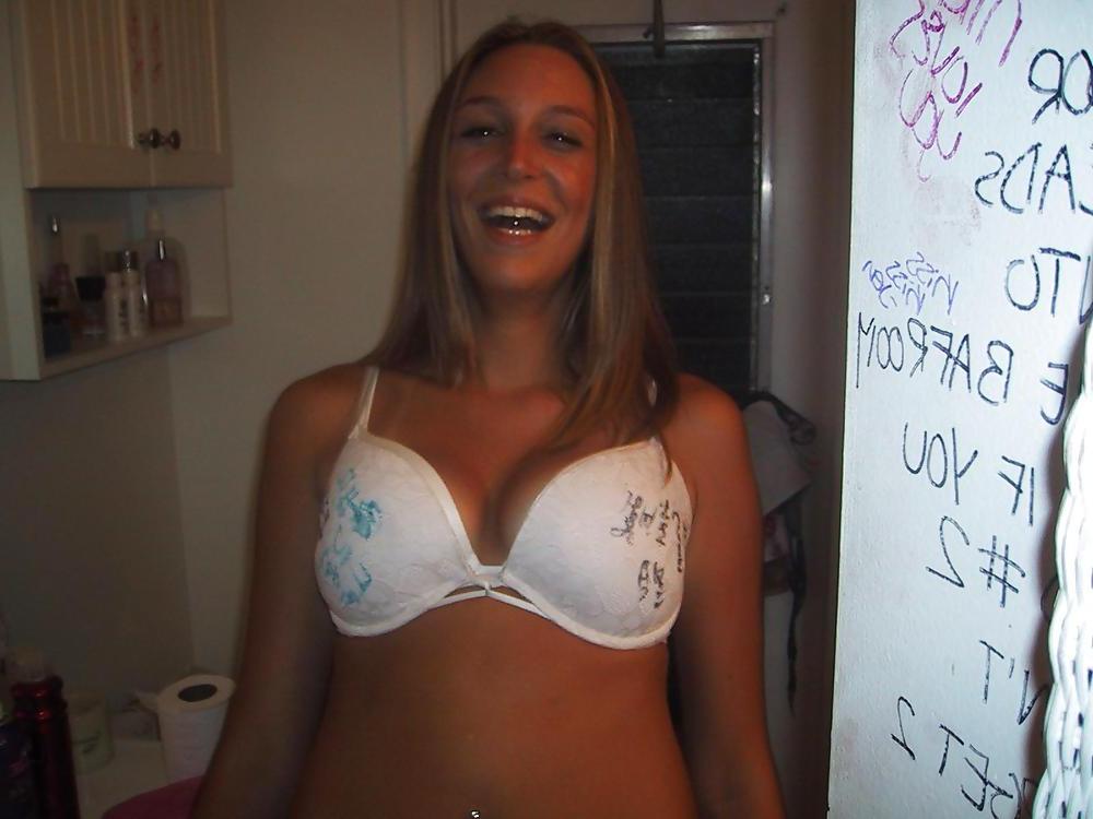 25P Bra Babes 21