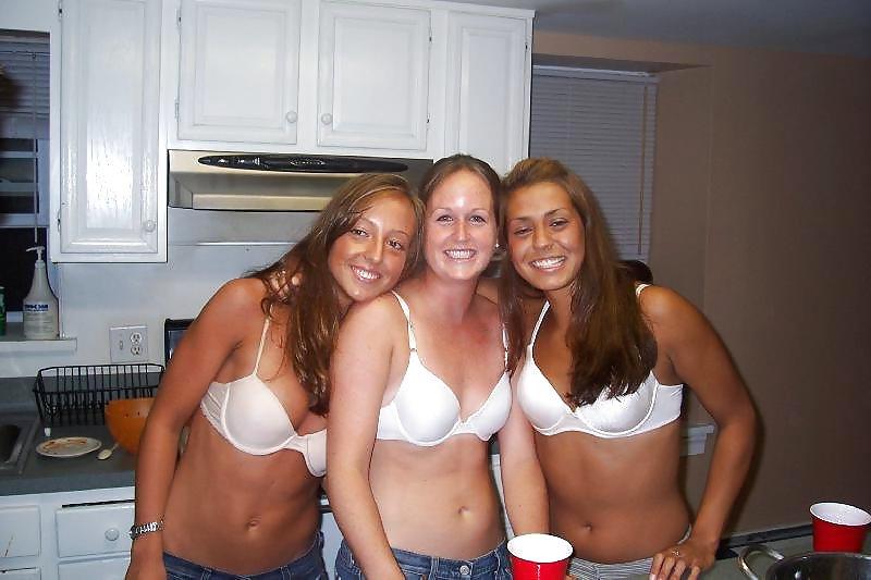 25P Bra Babes 21