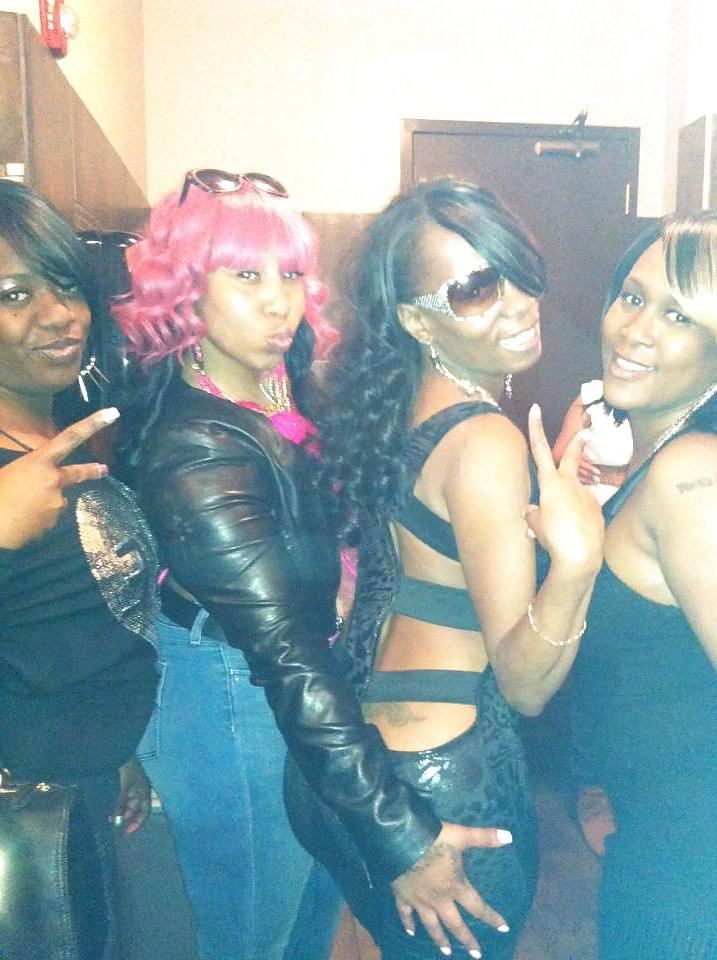 13P Sexy ebony women
