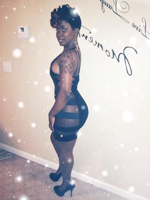 13P Sexy ebony women