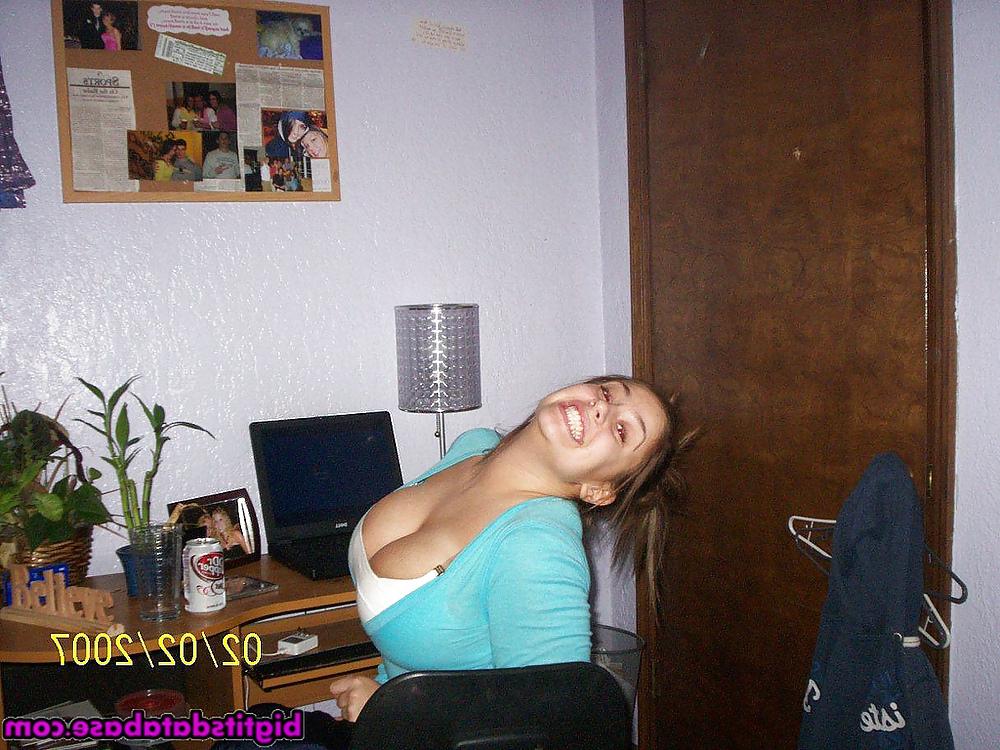 25P Busty Babes 2