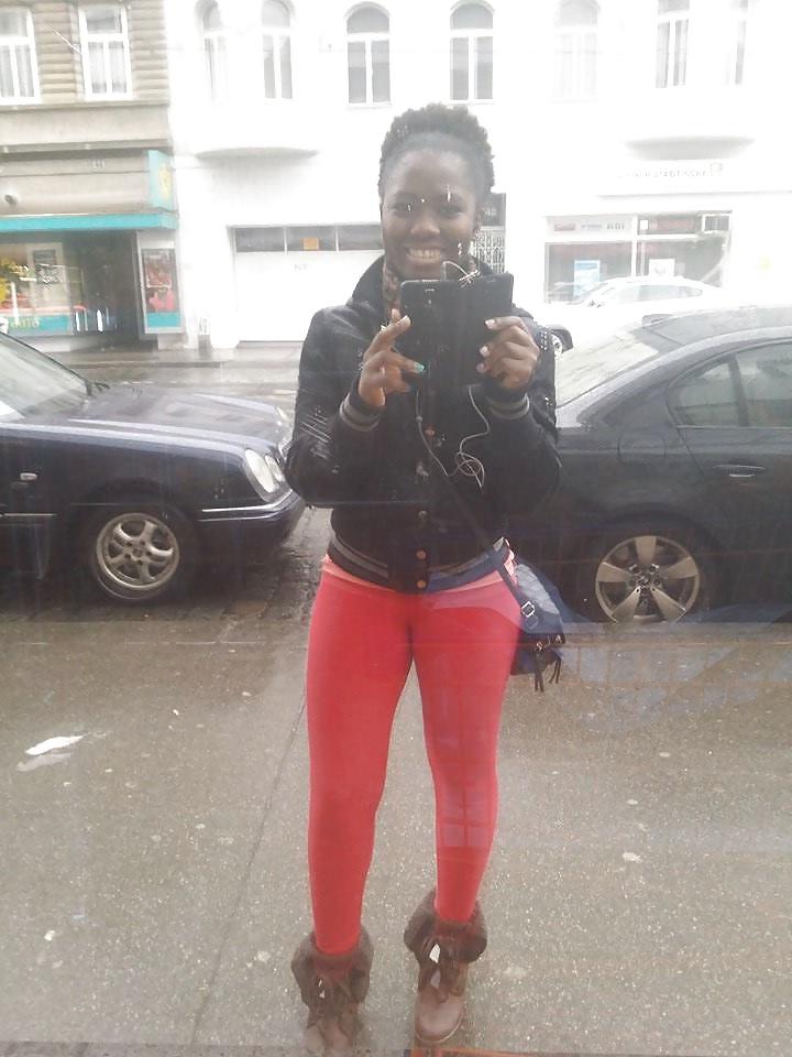 25P Hot Ebony Babes
