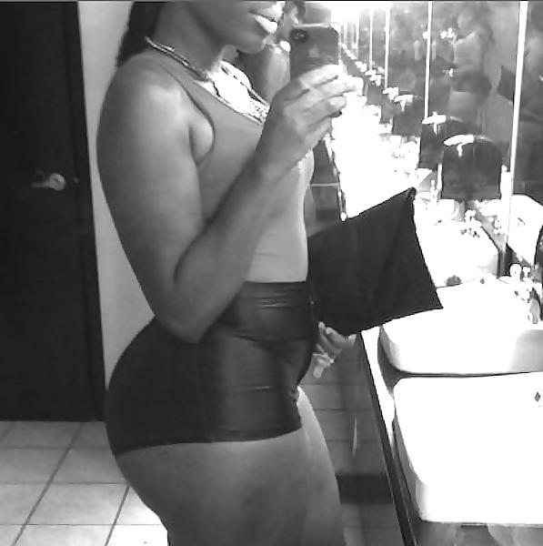 25P Hot Ebony Babes