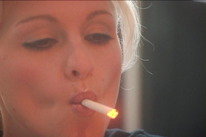 20P Smoking fetish perfection