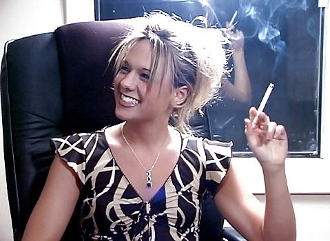20P Smoking fetish perfection