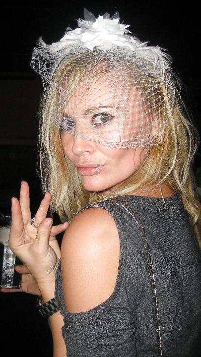 25P Nikki, what a great Milf when her husband is not there