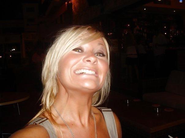 25P Nikki, what a great Milf when her husband is not there