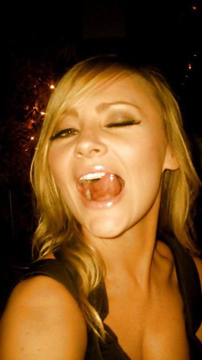 25P Nikki, what a great Milf when her husband is not there