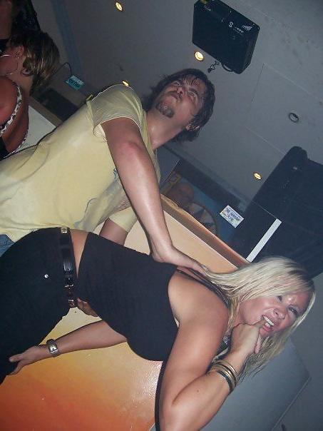 25P Nikki, what a great Milf when her husband is not there
