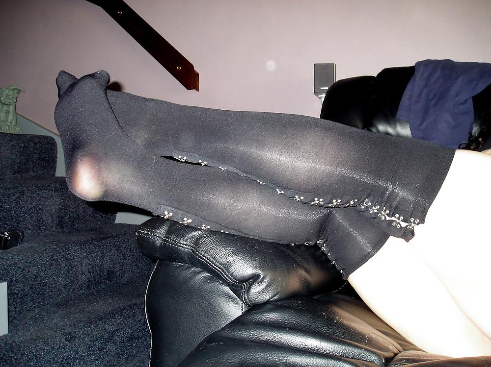 16P Opaque black knee high socks stockings