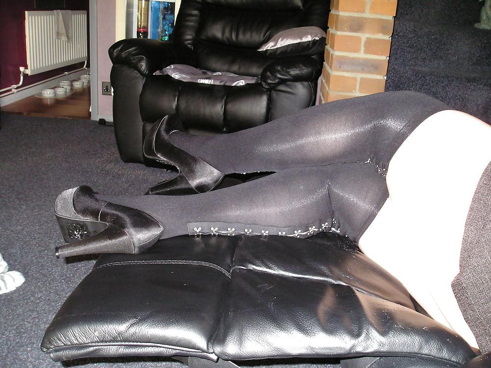 16P Opaque black knee high socks stockings