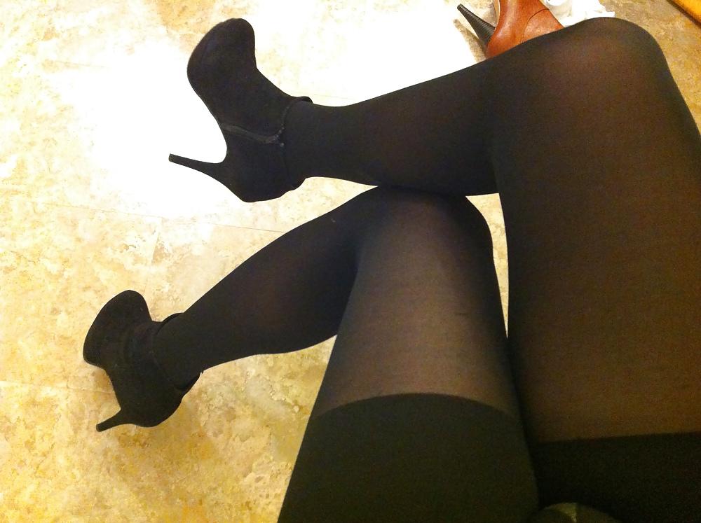 25P Brand new pairs of ankle boots