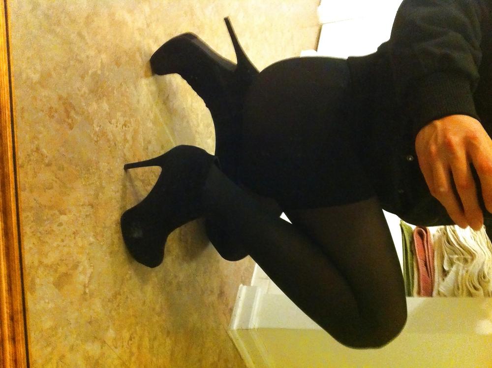 25P Brand new pairs of ankle boots