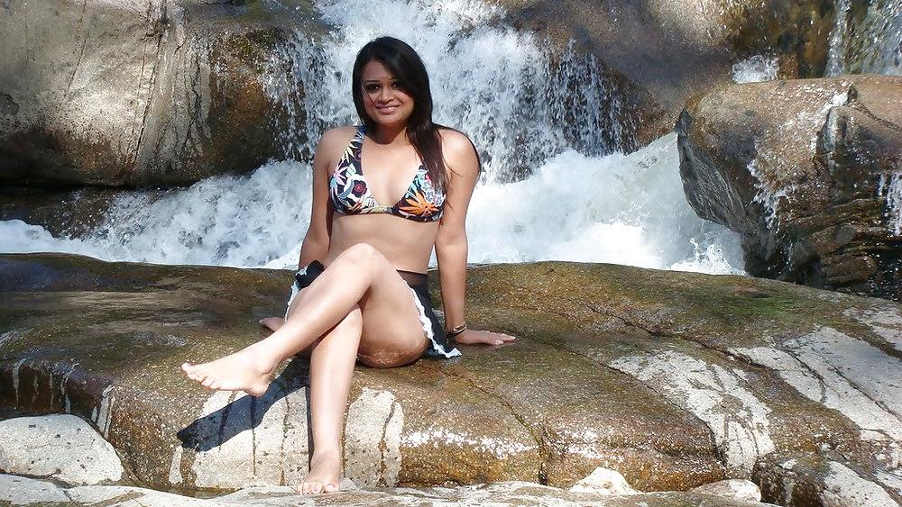 25P Indian Desi Babes Hot & Sexy Indians 