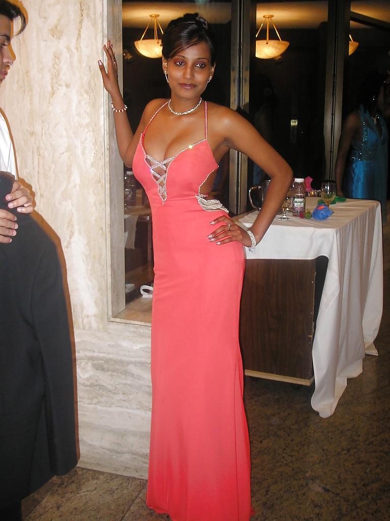 25P Indian Desi Babes 50 of The Best Indians 