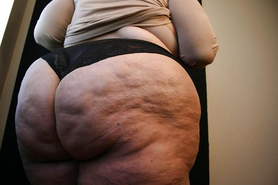 25P Massive butts III