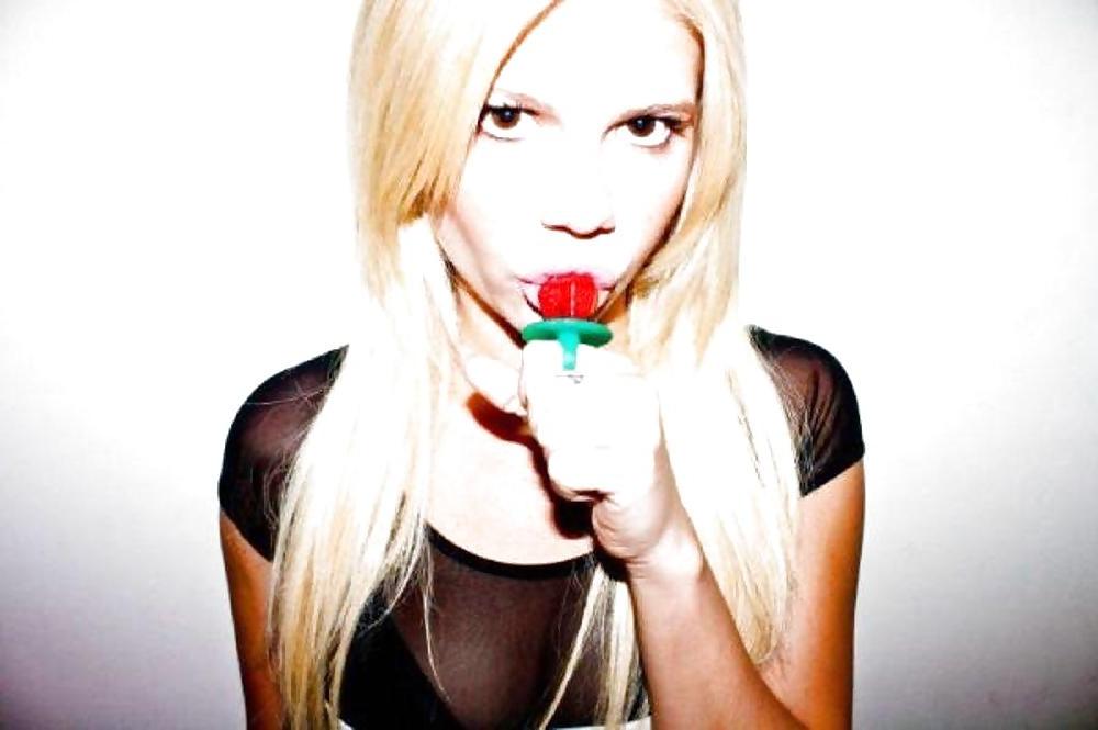 25P Chelsea Chanel Dudley, hot american blonde
