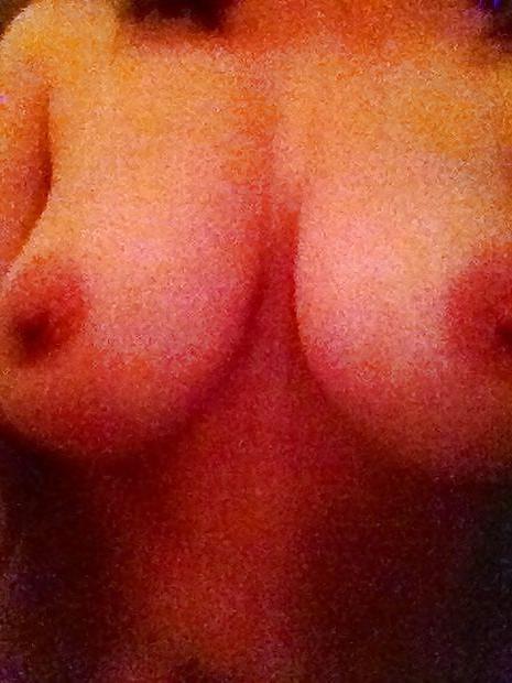 22P Huge Boobs flashing Amateur 
