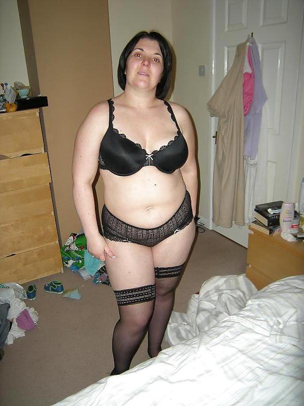 22P Slutty Married Uk Whore